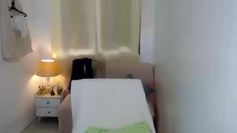 Snapshot of missangelxxx chatting on September 24, 2:59 am missangelxxx online show from September 24, 2:59 am