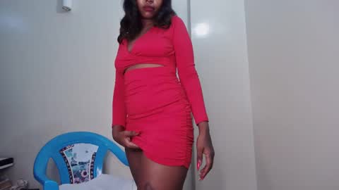 Snapshot of missbeautyke chatting on June 3, 2:55 pm callmebaby online show from June 3, 2:55 pm
