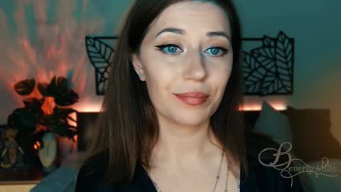 The divine Beverly online show from January 17, 10:45 pm