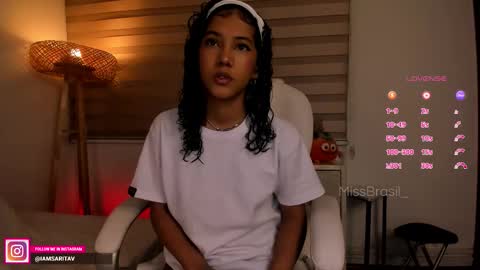 Sara Vanegas online show from November 3, 12:06 pm