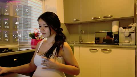 Snapshot of missbya chatting on November 13, 6:01 am missbya online show from November 13, 6:01 am