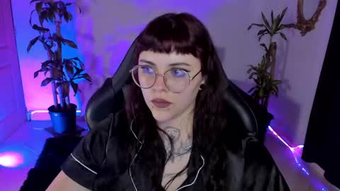 Missy Charlottte.  Hey remember to give me a thumbs up ty online show from March 5, 7:38 am