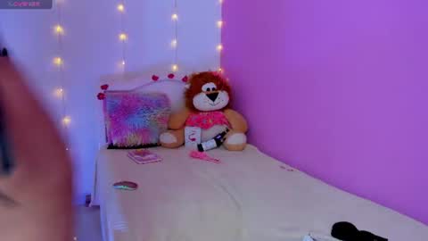 Snapshot of misschelsea01 chatting on August 7, 5:59 pm Chelsea online show from August 7, 5:59 pm