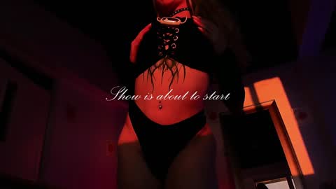 Chloe freelance model Please your thumbs up are important  online show from December 7, 7:43 pm