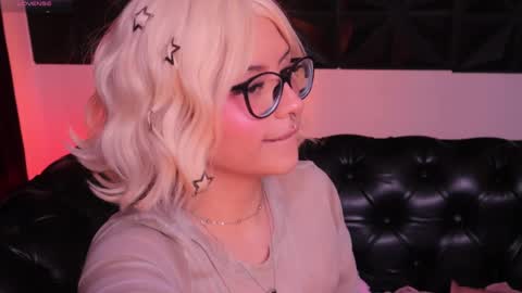 Snapshot of misselektra__ chatting on February 28, 6:54 am ELEKTRA online show from February 28, 6:54 am