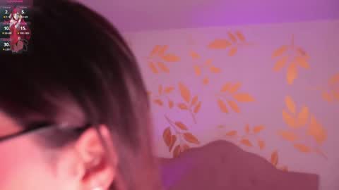 Snapshot of misselektra__ chatting on May 25, 4:07 am ELEKTRA online show from May 25, 4:07 am