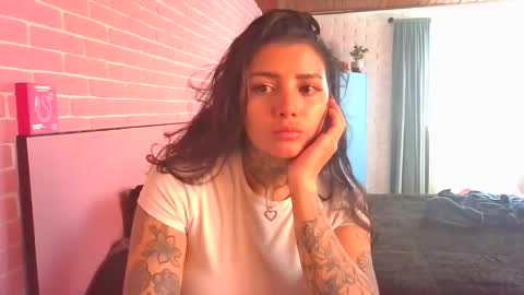 melodie  online show from September 18, 6:54 pm