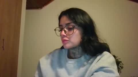 melodie  online show from February 11, 4:28 am