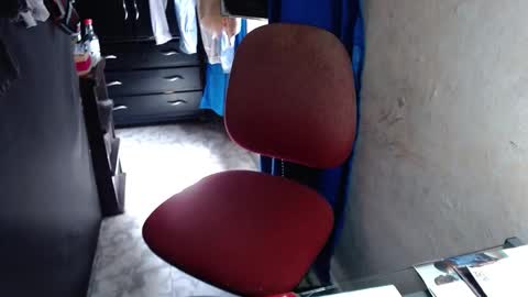 Snapshot of missgomezz_ chatting on October 27, 5:28 pm Maria Gomezz online show from October 27, 5:28 pm