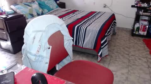 Snapshot of missgomezz_ chatting on February 26, 6:51 pm Maria Gomezz online show from February 26, 6:51 pm