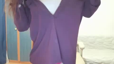 missgreen21 online show from October 31, 5:30 am