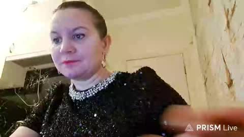 missis_laura online show from February 18, 10:17 pm