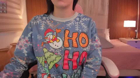 Bella Castillo online show from December 27, 11:39 am