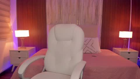 Bella Castillo online show from January 23, 11:48 am