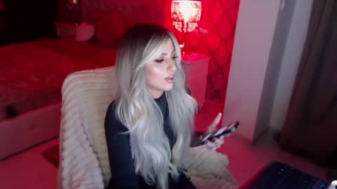 Snapshot of missjenny7 chatting on April 9, 8:47 pm MissJenny7 online show from April 9, 8:47 pm