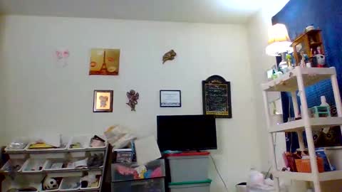 Missjuicy1luv online show from September 24, 6:11 pm