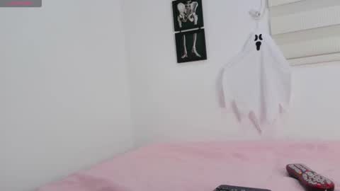 Snapshot of misskatiia chatting on October 29, 10:39 am misskatiia online show from October 29, 10:39 am