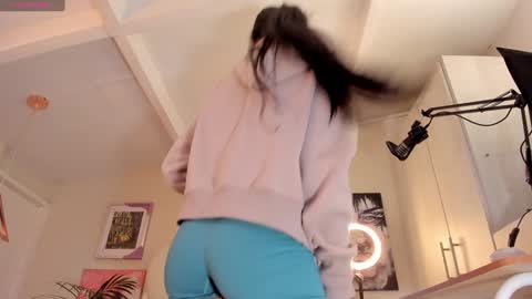 Ania online show from January 18, 1:08 pm