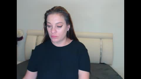 Khloe online show from December 19, 11:23 pm