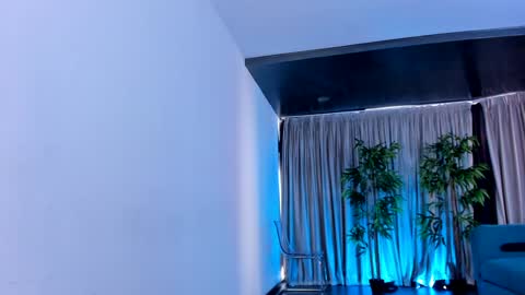 misskiarra online show from January 26, 12:11 pm