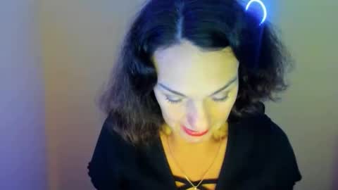 Christina online show from October 16, 11:11 am