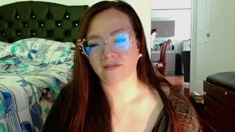 Snapshot of misslady__eva chatting on March 3, 2:48 pm eva   online show from March 3, 2:48 pm