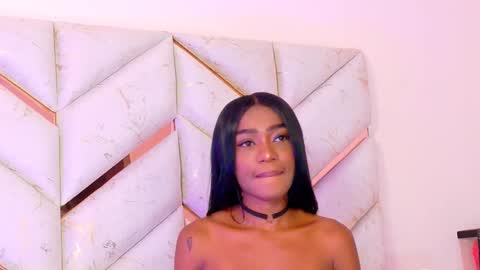 lyly  independient model online show from April 8, 5:57 pm