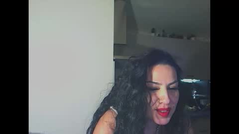 misslily08 online show from March 8, 2:04 am