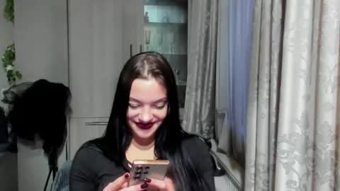 Snapshot of misslilymariaxo chatting on January 23, 2:17 pm Mistress Lily Maria online show from January 23, 2:17 pm