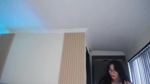 Miss Loise online show from March 28, 8:08 pm