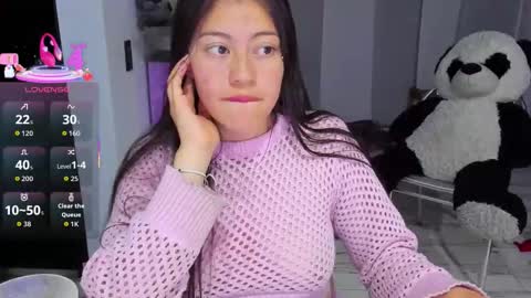 missloren333 online show from December 5, 9:18 am