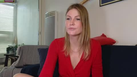 Snapshot of misslucci chatting on December 5, 8:55 am Misslucci online show from December 5, 8:55 am