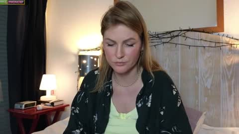 Snapshot of misslucci chatting on December 11, 5:59 pm Misslucci online show from December 11, 5:59 pm