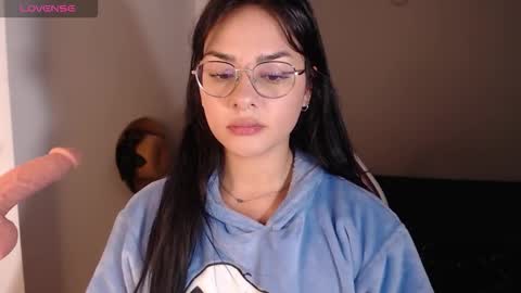 missmariana_ online show from February 5, 12:04 am