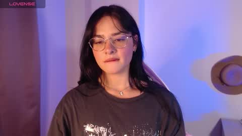 missmariana_ online show from February 26, 11:59 pm