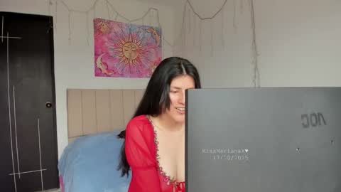 Mariana online show from October 17, 5:04 pm