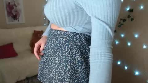 Li  online show from December 5, 1:49 pm