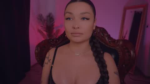 LUXXANDRA online show from February 26, 9:21 am