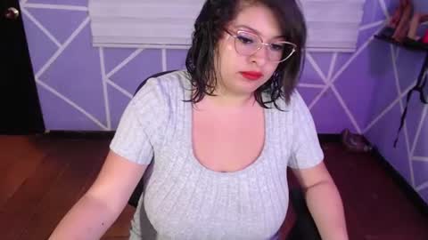 Miia online show from July 31, 3:55 pm