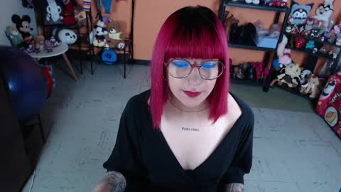 Miss Mia online show from March 26, 10:43 am