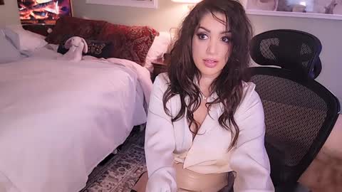 Snapshot of missmina chatting on January 17, 2:39 am Mina online show from January 17, 2:39 am