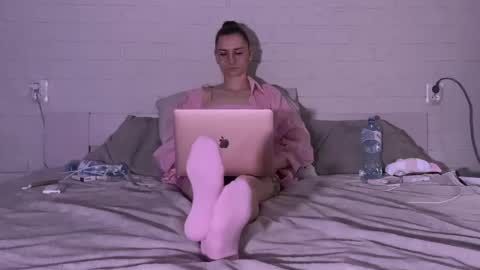 missmiroslava online show from April 14, 2:34 pm