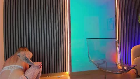 Miss Obsidian online show from March 29, 8:09 pm