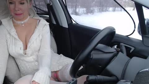 Olenka online show from December 10, 11:54 am