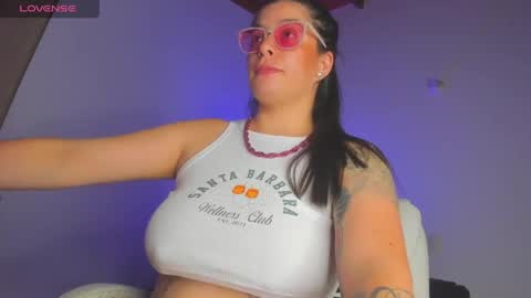 misspaulag online show from May 6, 1:47 am