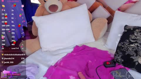 Pau Giraldo online show from December 7, 5:26 am