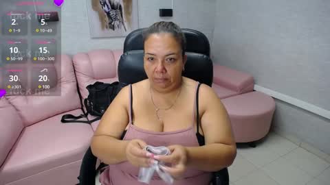 Penelope online show from January 22, 11:45 am