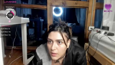 Snapshot of misspink152015 chatting on January 2, 2:43 am sarah online show from January 2, 2:43 am