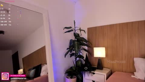 Emma Prada online show from October 27, 11:47 am