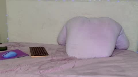 Rose  online show from April 22, 3:09 am